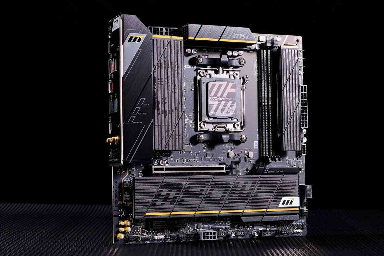 微星B850MPOWER主板深度评测:MPOWER系列的超频传奇延续,千元级性能炸裂之选 微星B850MPOWER主板深度评测:MPOWER系列的超频传奇延续,千元级性能炸裂之选