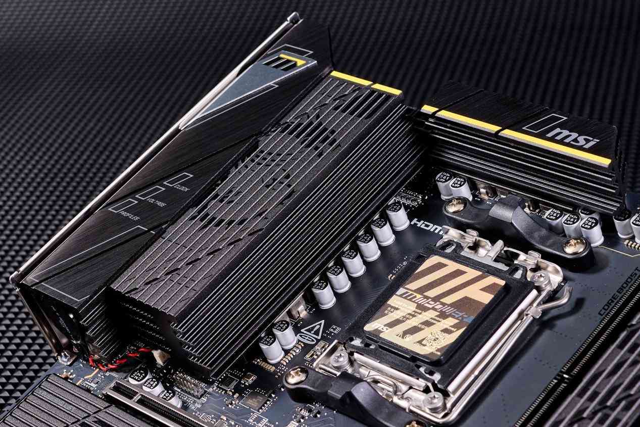 微星B850MPOWER主板深度评测:MPOWER系列的超频传奇延续,千元级性能炸裂之选 微星B850MPOWER主板深度评测:MPOWER系列的超频传奇延续,千元级性能炸裂之选