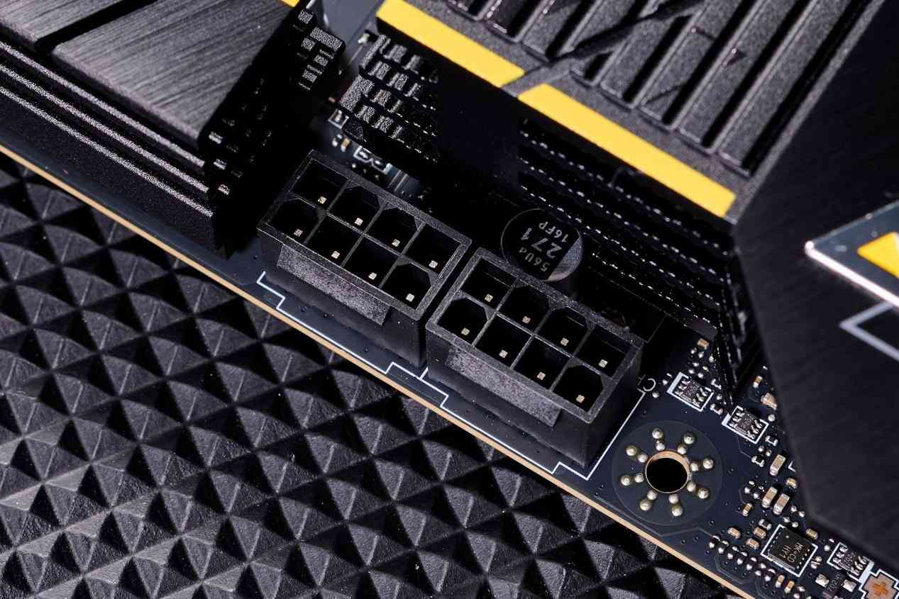 微星B850MPOWER主板深度评测:MPOWER系列的超频传奇延续,千元级性能炸裂之选 微星B850MPOWER主板深度评测:MPOWER系列的超频传奇延续,千元级性能炸裂之选