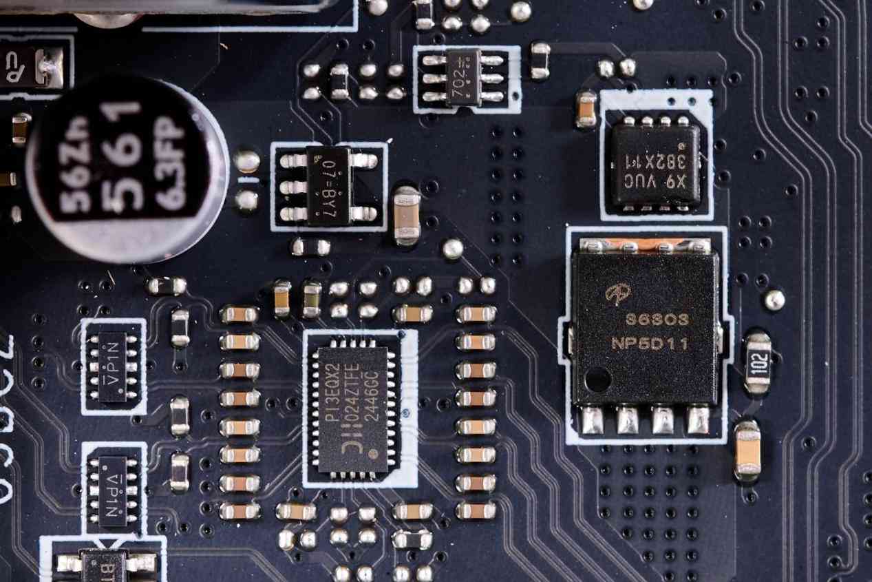 微星B850MPOWER主板深度评测:MPOWER系列的超频传奇延续,千元级性能炸裂之选 微星B850MPOWER主板深度评测:MPOWER系列的超频传奇延续,千元级性能炸裂之选