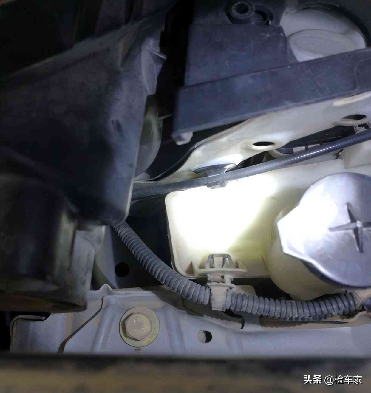 f0怎么样 2万买什么车？这辆练手神车比亚迪F0让买家吐槽：不如教练车