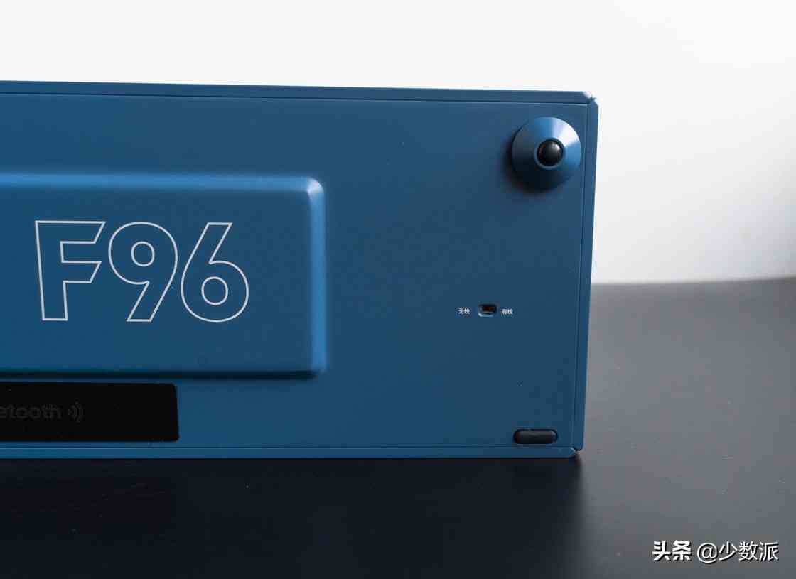 iqunix键盘怎么样 这个键盘凭什么值 1000 块？IQUNIX F96 体验