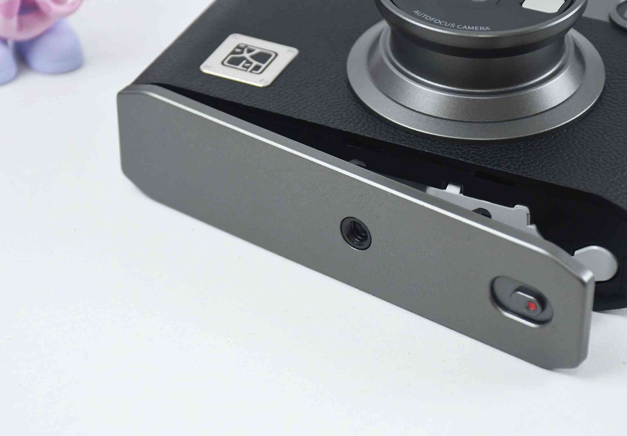 汉印打印机怎么样 不用墨水也能打印？采用“复古外观”的照片打印机：汉印Z3评测