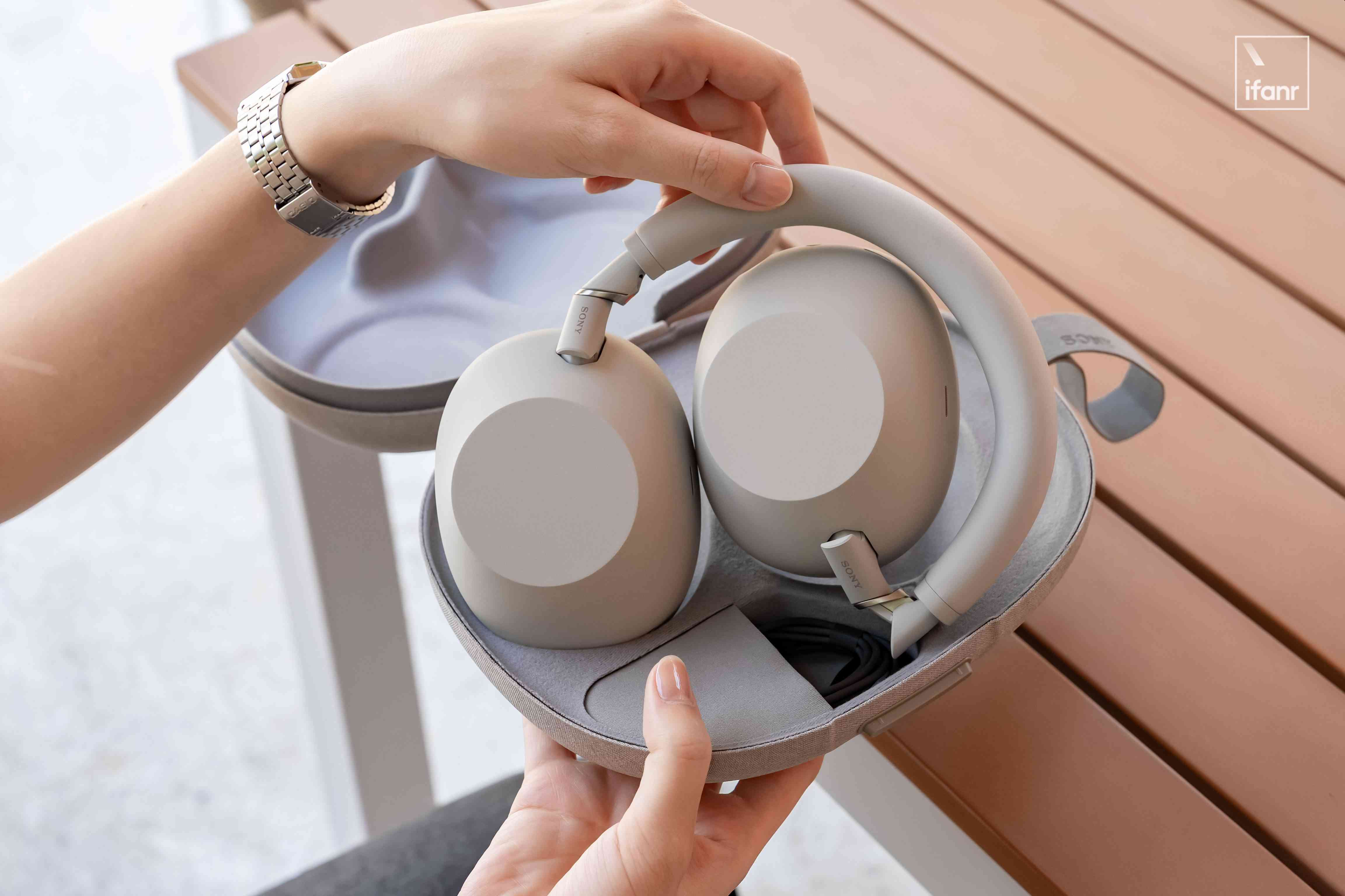 索尼WH-1000XM6深度体验：三年磨一剑，旗舰降噪耳机再进化