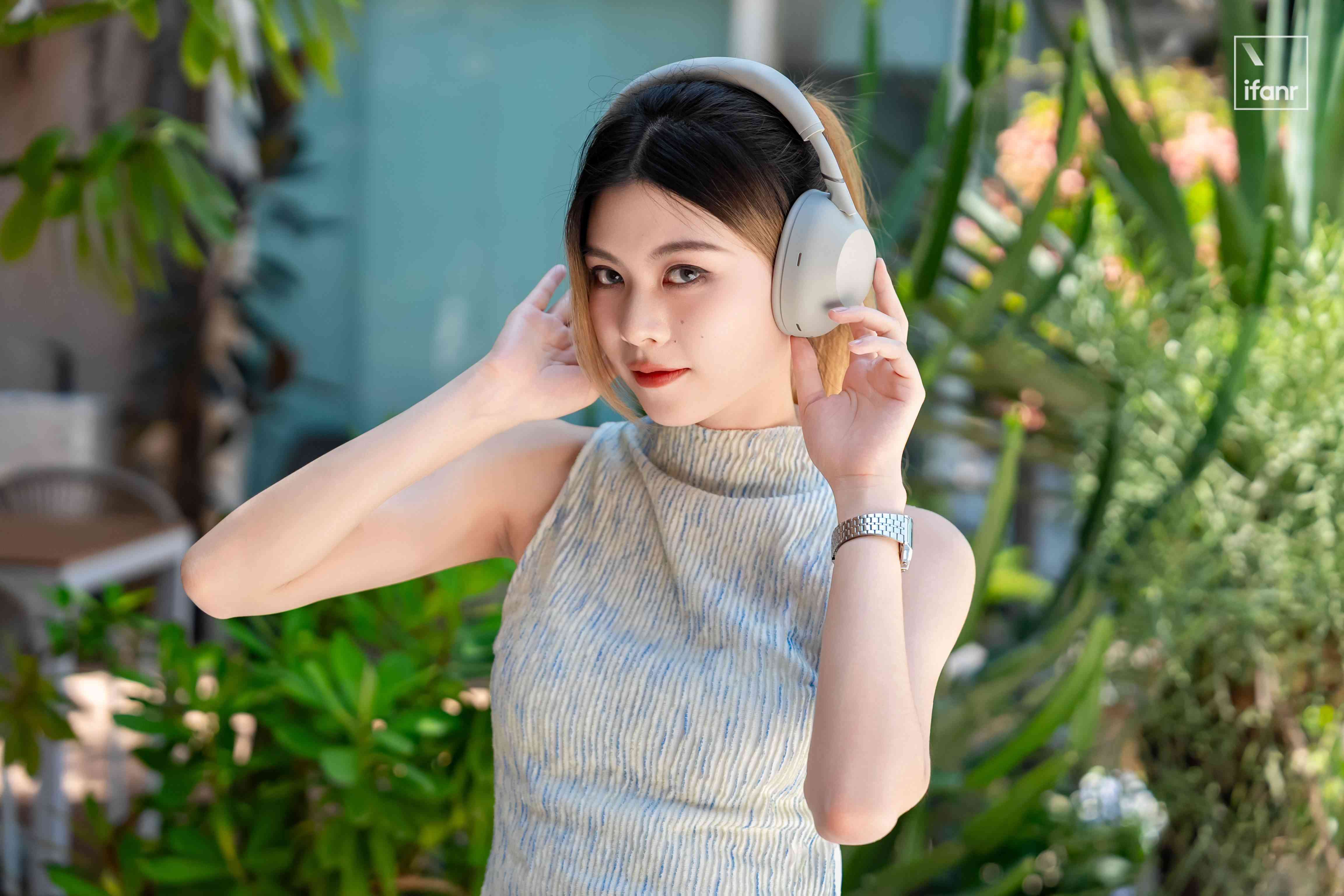 索尼WH-1000XM6深度体验：三年磨一剑，旗舰降噪耳机再进化