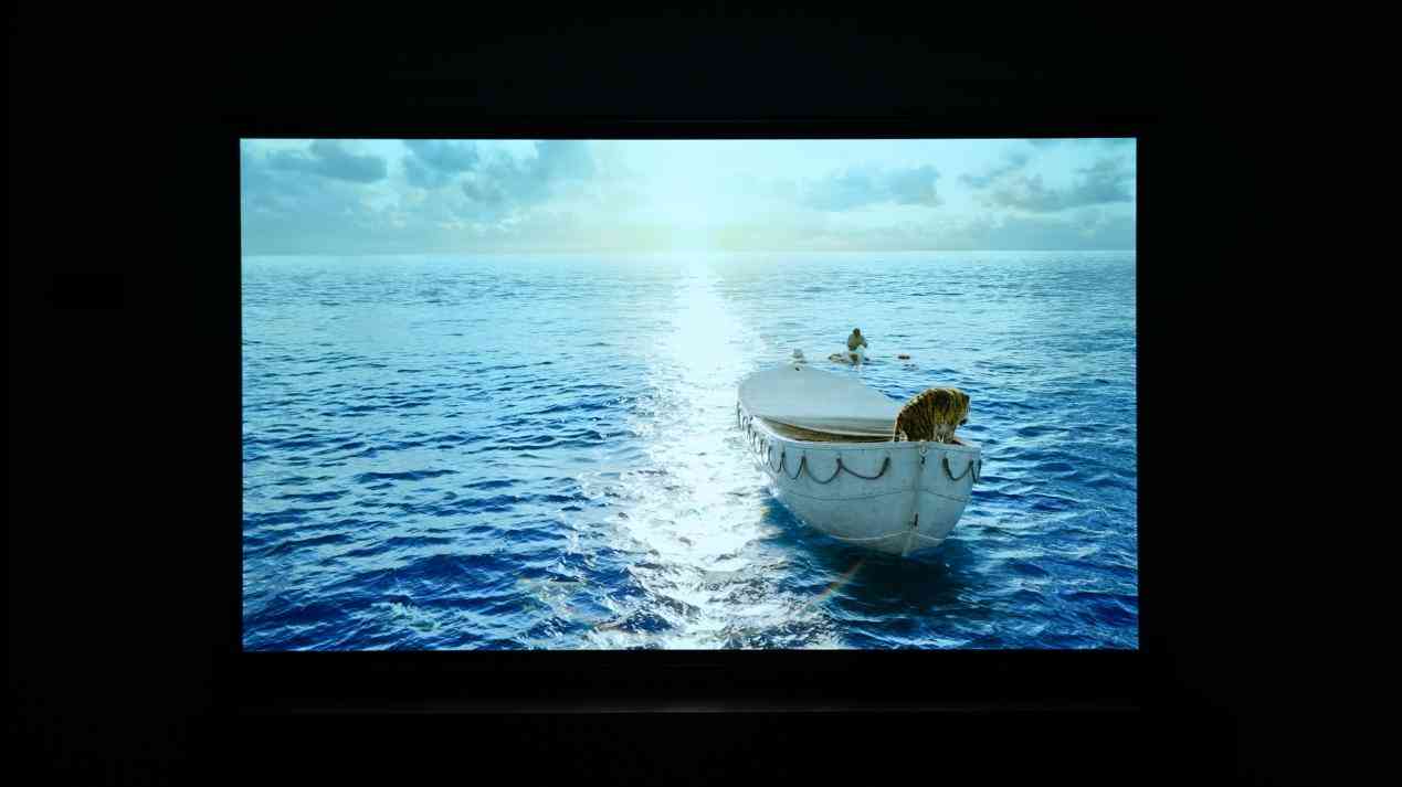 坚果投影仪怎么样 坚果N5 PRO7千价位4K投影全能王，五重无损画质破解观影痛点