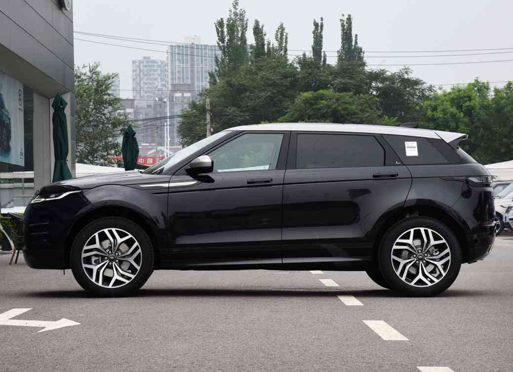 极光怎么样 如今路虎究竟怎么样?公平公正谈一谈路虎极光L的优缺点 极光怎么样 如今路虎究竟怎么样?公平公正谈一谈路虎极光L的优缺点