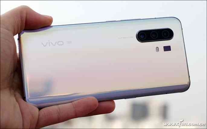 联发科天玑800处理器全面评测：GPU性能亮眼，CPU表现略显不足