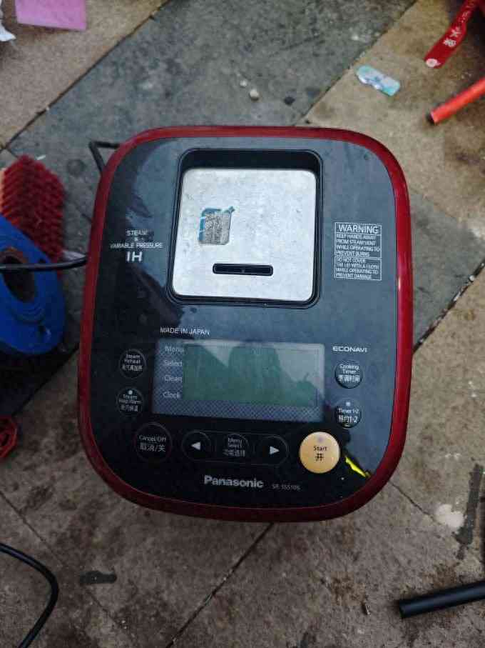 松下电饭煲深度评测：回收站15元捡漏7000元高端家电的惊喜之旅