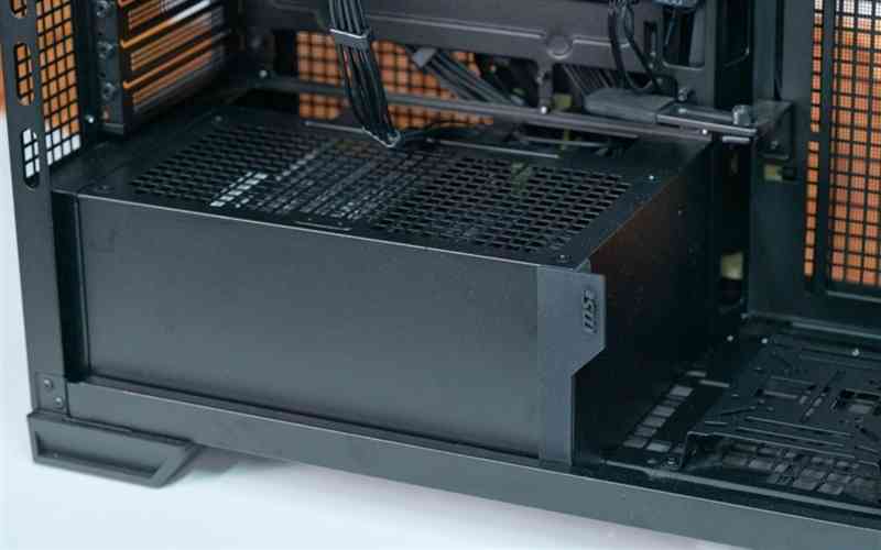 微星机箱怎么样?微星MPG VELOX 300R AIRFLOW PZ刀锋装机评测:散热强大,满足你对大机箱的最苛刻需求 微星机箱怎么样?微星MPG VELOX 300R AIRFLOW PZ刀锋装机评测:散热强大,满足你对大机箱的最苛刻需求