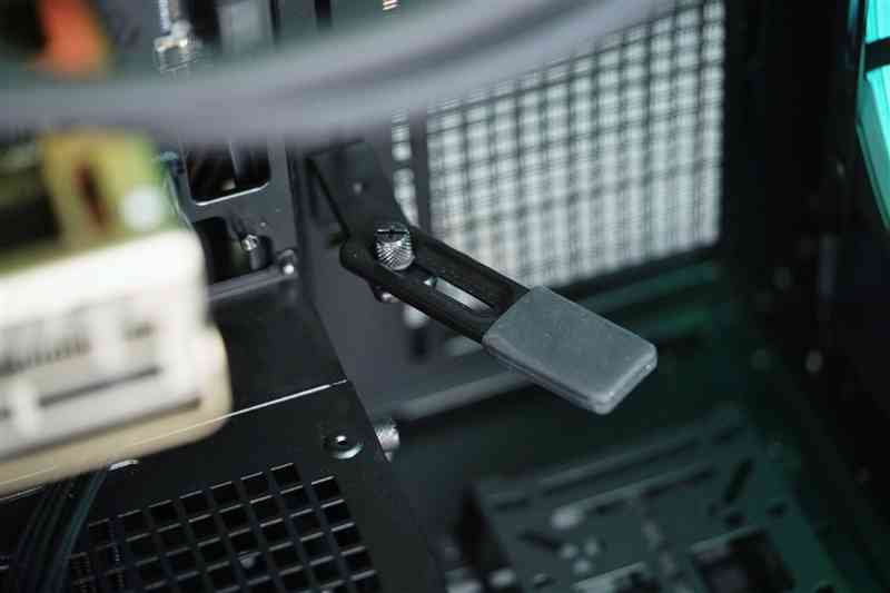 微星机箱怎么样?微星MPG VELOX 300R AIRFLOW PZ刀锋装机评测:散热强大,满足你对大机箱的最苛刻需求 微星机箱怎么样?微星MPG VELOX 300R AIRFLOW PZ刀锋装机评测:散热强大,满足你对大机箱的最苛刻需求