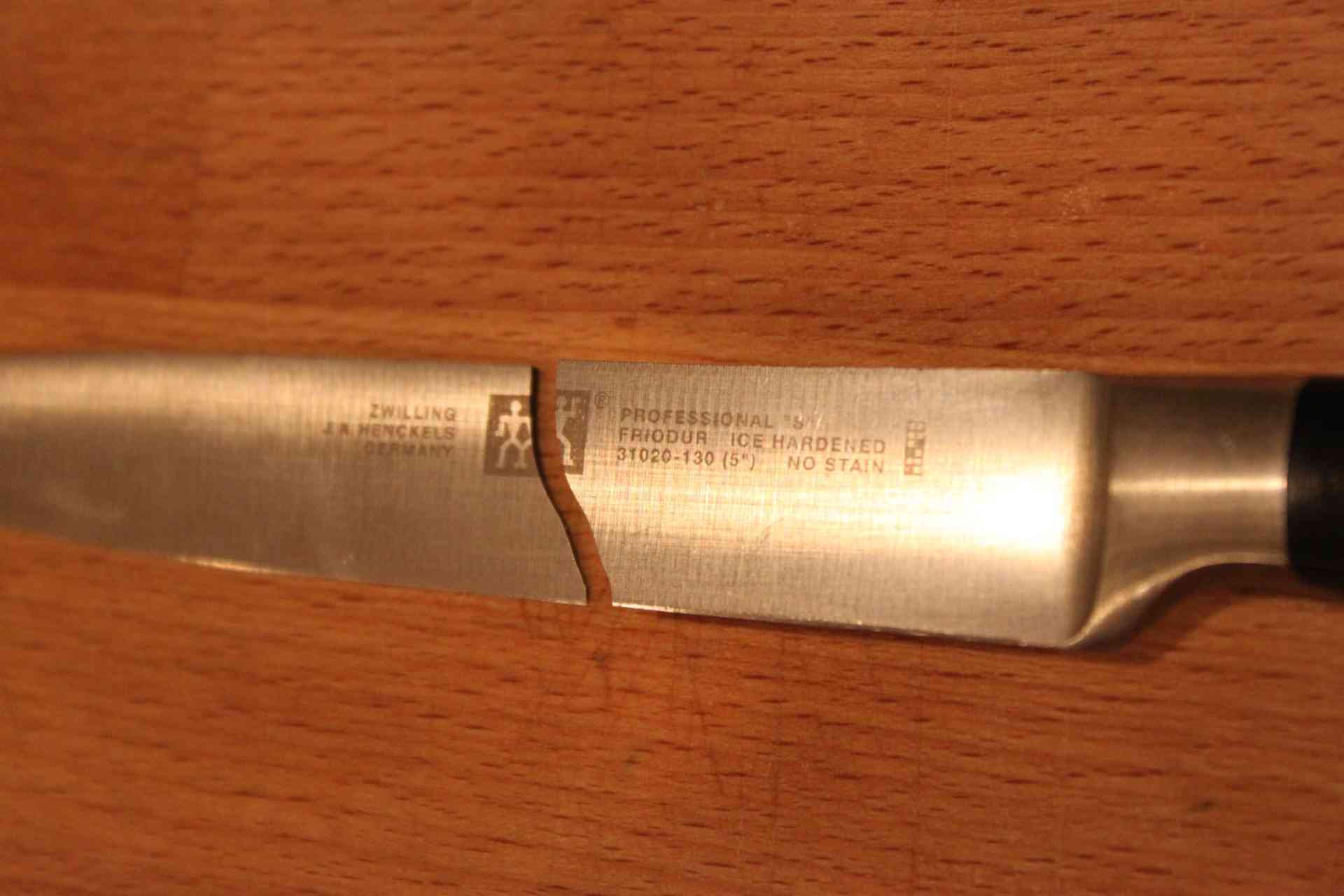 双立人刀具怎么样 德国双立人一碰就断！为什么这是进口好刀的通病？