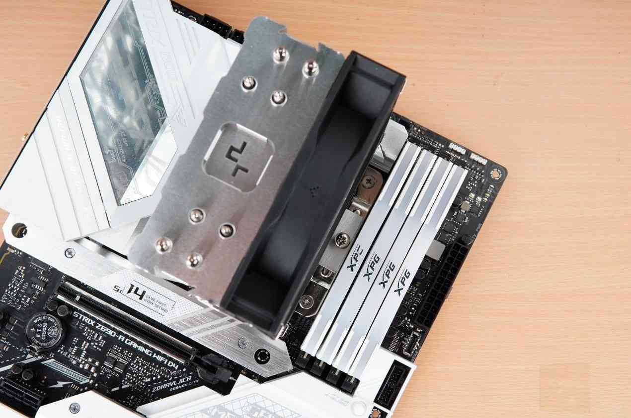 玄冰400怎么样 百元王者回归?九州风神玄冰400幻彩V5性能实测 玄冰400怎么样 百元王者回归?九州风神玄冰400幻彩V5性能实测