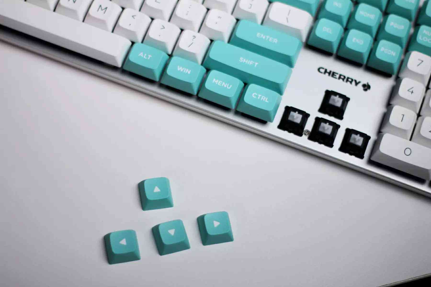 樱桃红轴怎么样 CHERRY 玉轴(ERGO CLEAR)到底怎么样?KC 200搭配新轴体首发评测 樱桃红轴怎么样 CHERRY 玉轴(ERGO CLEAR)到底怎么样?KC 200搭配新轴体首发评测