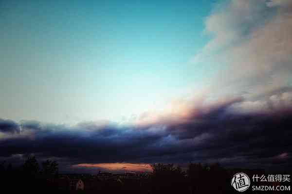 索尼RX100怎么样？也谈谈自己使用的SONY索尼DSC-RX100黑卡数码相机