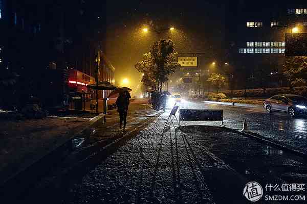 索尼RX100怎么样？也谈谈自己使用的SONY索尼DSC-RX100黑卡数码相机